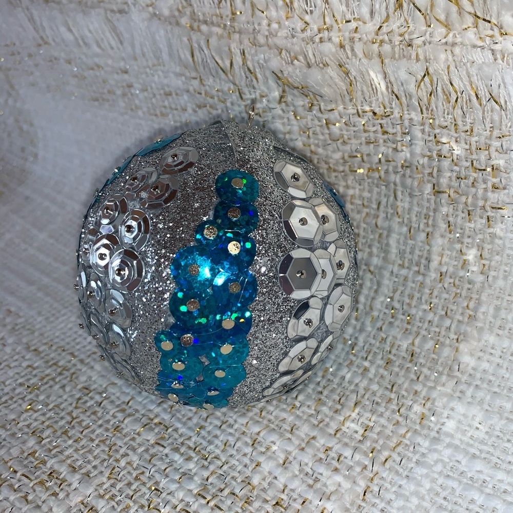 Beautiful sparkly Christmas Ornament